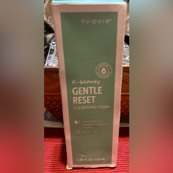 NWT Nu-Pore K Beauty Gentle Reset Cleansing Foam 3.38 fl oz - Picture 5 of 9